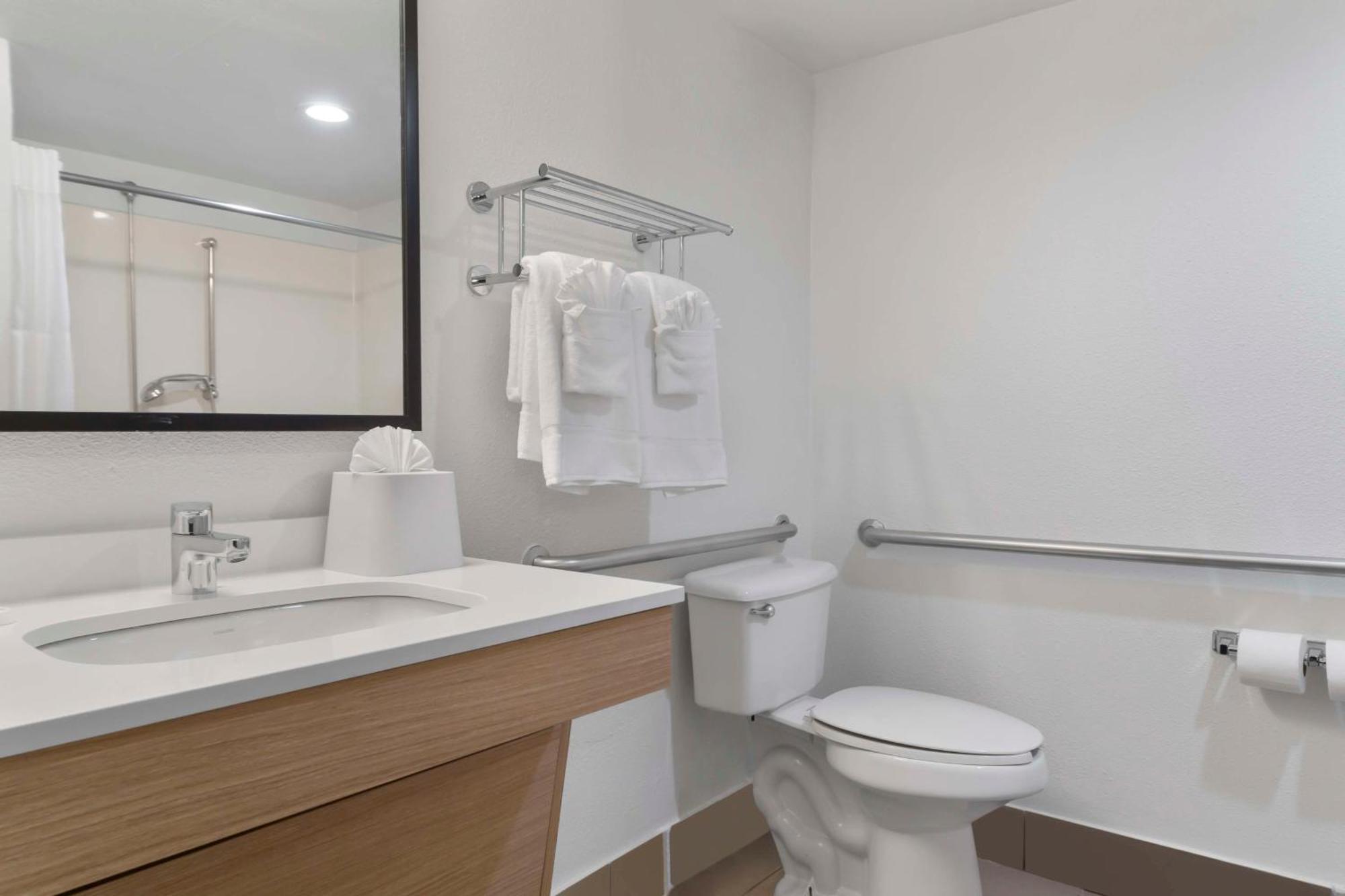 Spark By Hilton Grand Prairie Zewnętrze zdjęcie