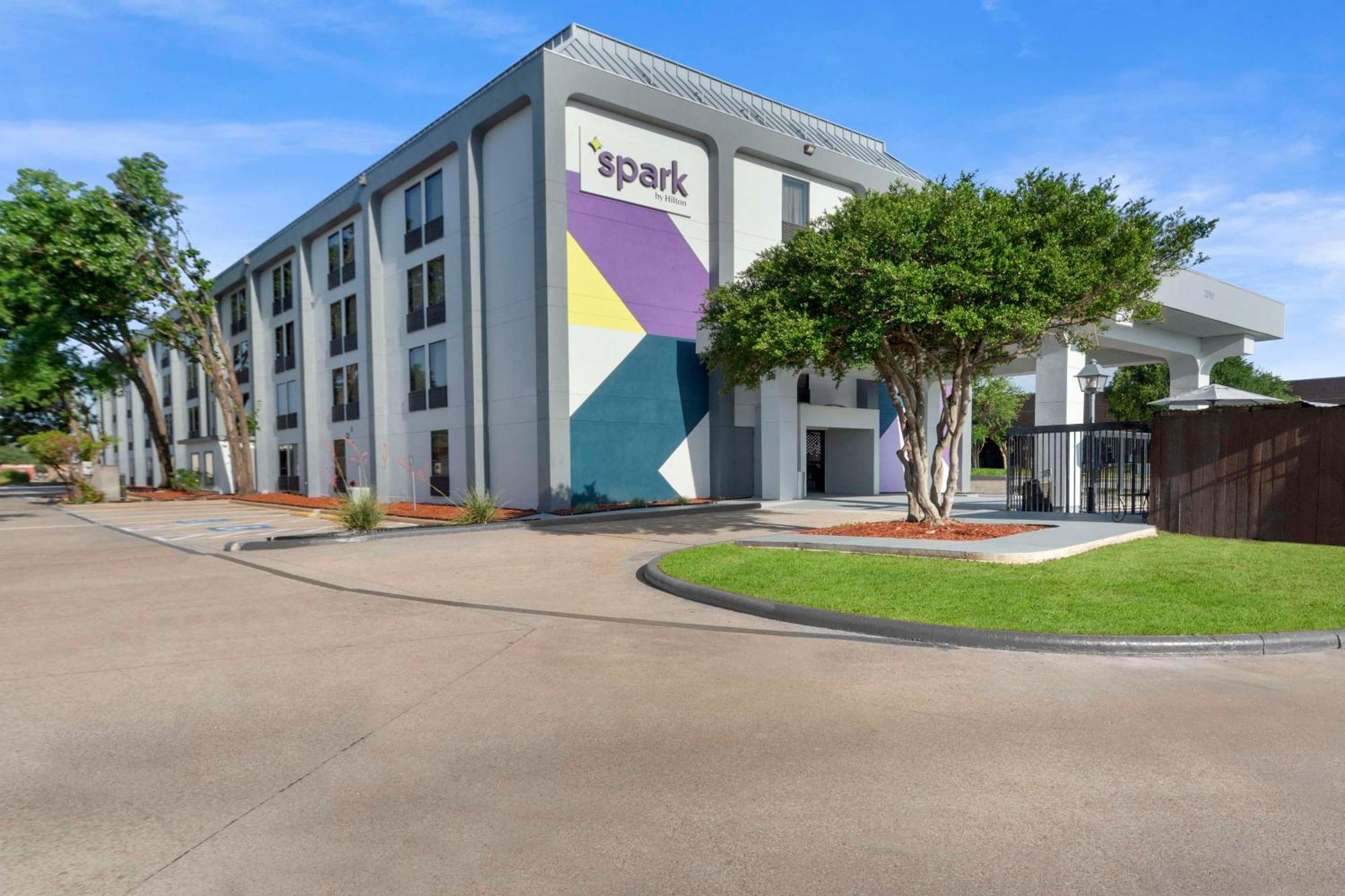 Spark By Hilton Grand Prairie Zewnętrze zdjęcie